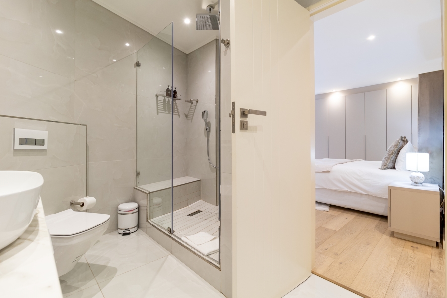 To Let 2 Bedroom Property for Rent in Clifton Western Cape